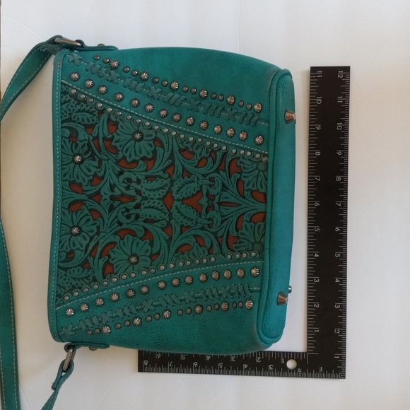 Trinity Ranch leather handbag turquoise 10x12 hand tool cut out - Picture 8 of 10